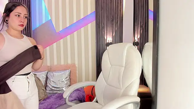 emily layton online show from 10/25/25, 03:45