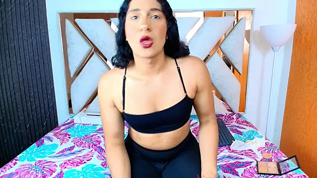 Alison Chan  online show from 10/16/25, 02:14