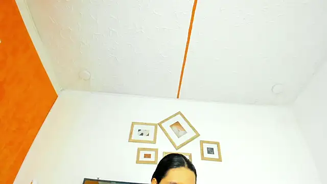 Snapshot of Alison_Chan_ chatting on 07/03/26, 09:21 Alison Chan online show from 07/03/26, 09:21