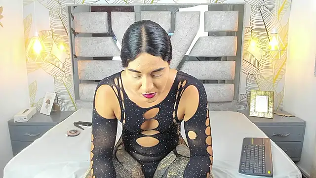 Alison Chan  online show from 03/16/26, 06:32