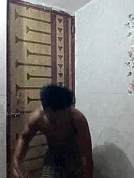 Snapshot of HunkyAriyan chatting on 02/25/25, 03:53 HunkyAriyan online show from 02/25/25, 03:53