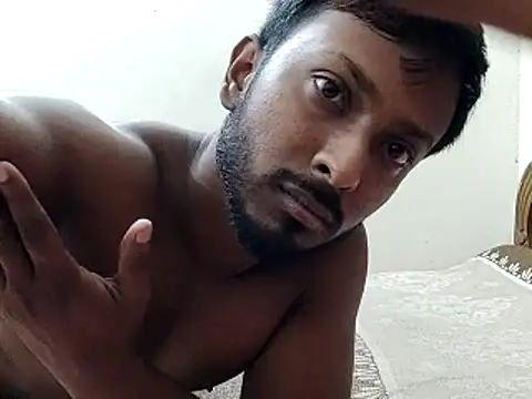 HunkyAriyan online show from 05/25/26, 06:23