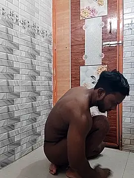 Snapshot of HunkyAriyan chatting on 09/19/25, 07:01 HunkyAriyan online show from 09/19/25, 07:01