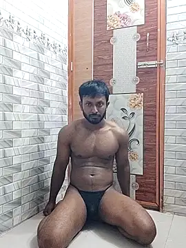 Snapshot of HunkyAriyan chatting on 09/09/25, 02:04 HunkyAriyan online show from 09/09/25, 02:04