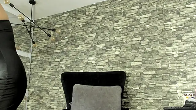 alondrabigtits online show from 11/21/25, 12:37