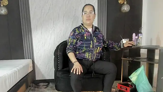 alondrabigtits online show from 11/15/25, 11:58