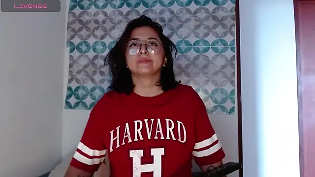 Aria smith01 online show from 09/18/25, 01:47