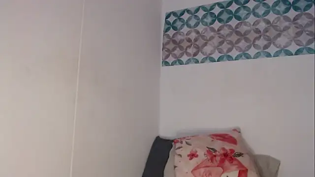 Aria smith01 online show from 10/03/25, 01:45