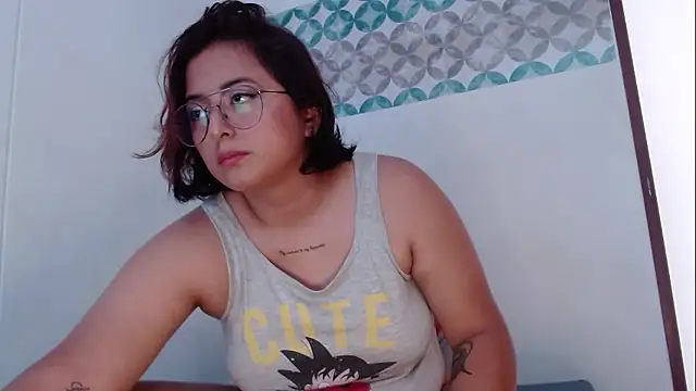 Snapshot of Aria_smith01 chatting on 01/08/26, 02:01 Aria smith01 online show from 01/08/26, 02:01