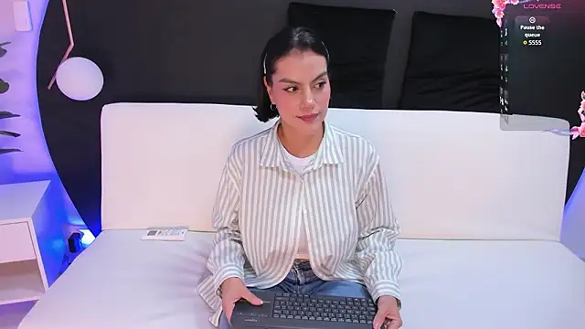 Ada Monroe10 online show from 03/13/26, 02:11