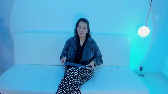 Ada Monroe10 online show from 01/07/26, 01:49