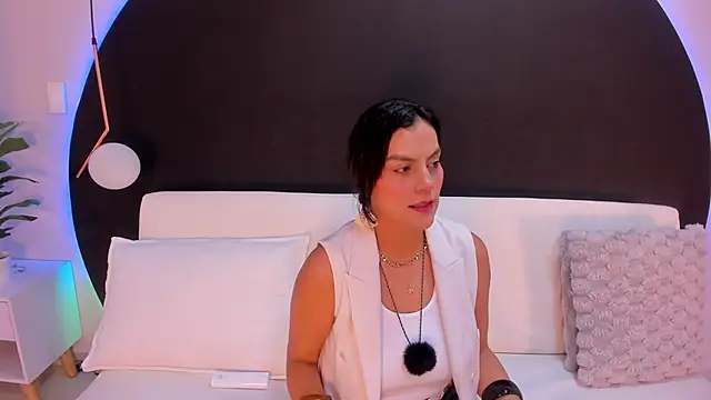 Ada Monroe10 online show from 04/22/26, 01:51