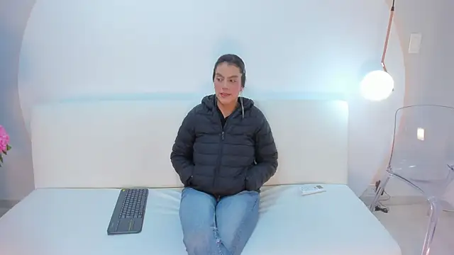 Ada Monroe10 online show from 01/13/26, 01:37