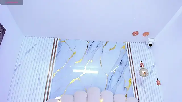 tifanyhills  online show from 03/24/26, 08:20