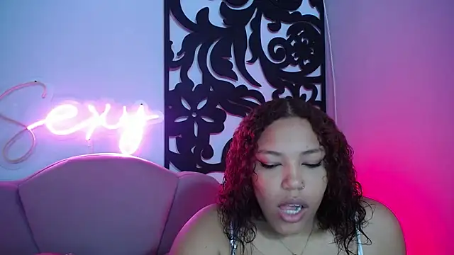 horny babyss online show from 10/18/25, 11:51