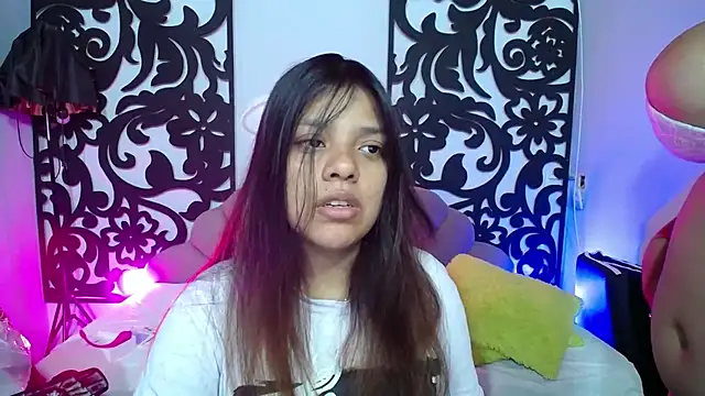 horny babyss online show from 09/20/25, 10:48