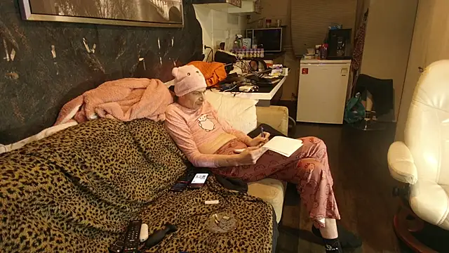 Doggyray44 online show from 01/05/26, 05:27