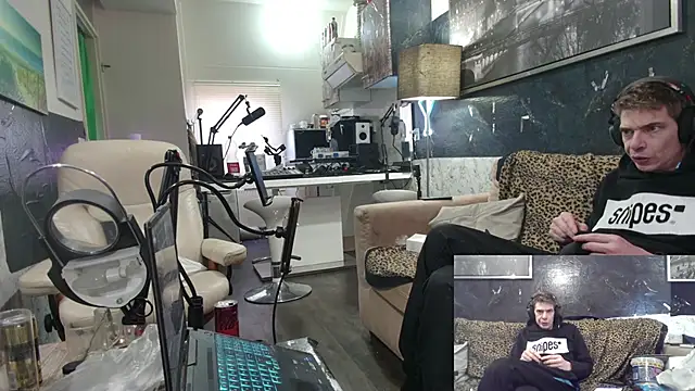 Doggyray44 online show from 02/06/25, 02:37