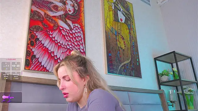 LiliBanger online show from 07/10/26, 04:12