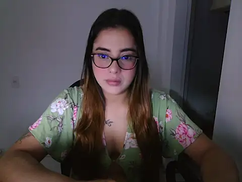 maliamiller online show from 04/23/26, 09:27