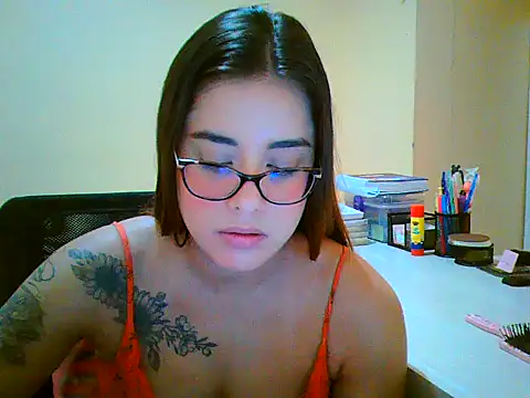 maliamiller online show from 03/07/26, 03:39