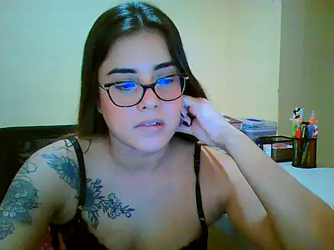 maliamiller online show from 02/24/26, 02:34