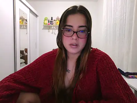 Snapshot of maliamiller chatting on 06/02/26, 05:18 maliamiller online show from 06/02/26, 05:18