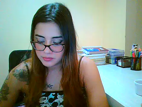 maliamiller online show from 02/20/26, 10:06