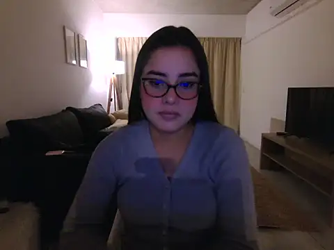 Snapshot of maliamiller chatting on 07/17/26, 10:18 maliamiller online show from 07/17/26, 10:18