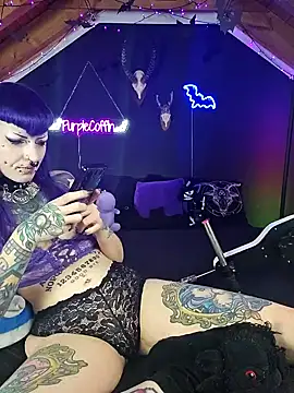 Snapshot of Purple_Coffin666 chatting on 03/18/25, 07:33 Purple Coffin666 online show from 03/18/25, 07:33