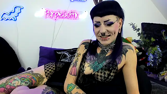 Snapshot of Purple_Coffin666 chatting on 04/10/26, 11:17 Purple Coffin666 online show from 04/10/26, 11:17