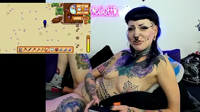 Snapshot of Purple_Coffin666 chatting on 05/11/26, 04:04 Purple Coffin666 online show from 05/11/26, 04:04