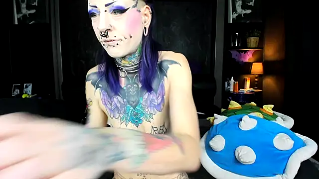 Snapshot of Purple_Coffin666 chatting on 04/05/26, 06:03 Purple Coffin666 online show from 04/05/26, 06:03