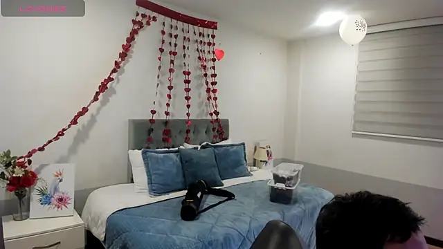 Sam and molly  online show from 02/18/25, 07:09