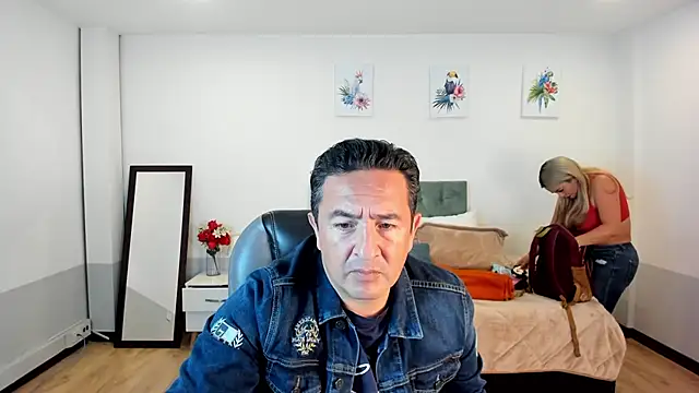 Sam and molly  online show from 01/25/25, 07:49