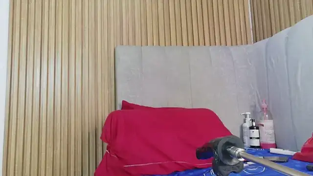 celeste jhons online show from 04/23/26, 10:55