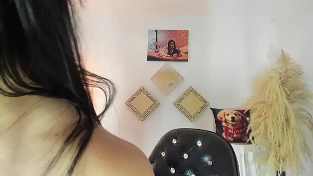 kattadoll online show from 11/11/25, 09:42