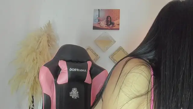 kattadoll online show from 03/18/26, 01:35