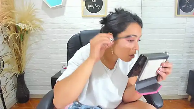 Aisha 09 online show from 02/23/25, 01:53