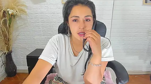 Aisha 09 online show from 02/26/25, 06:04