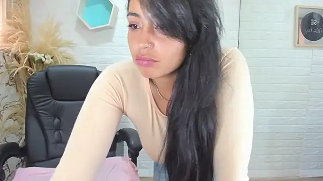 Aisha 09 online show from 02/21/25, 06:48