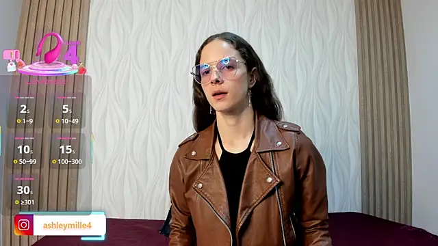  ashleymiller online show from 03/18/26, 07:04