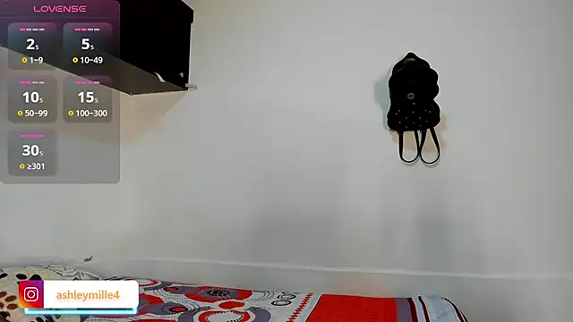  ashleymiller online show from 09/15/25, 07:03