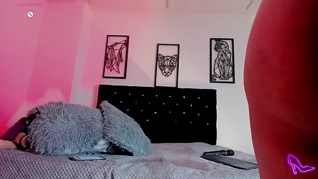 FelinaJohnson online show from 05/07/26, 06:44
