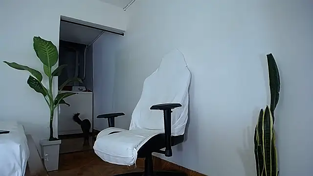 diamond black00 online show from 10/20/25, 12:13