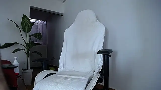 diamond black00 online show from 11/08/25, 08:56