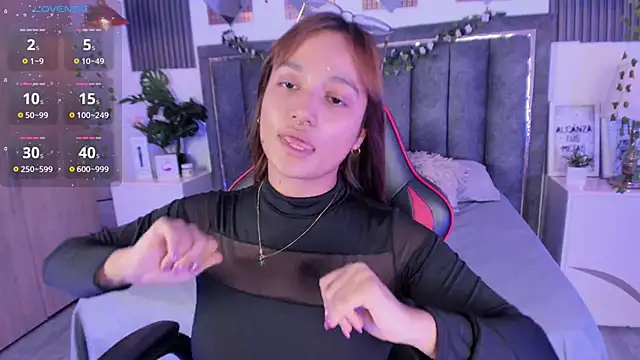 isabela fox online show from 09/29/25, 08:58