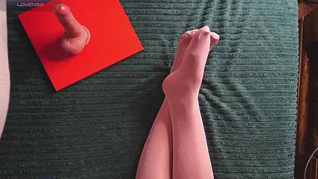 Yourlittledemon online show from 12/11/24, 07:25