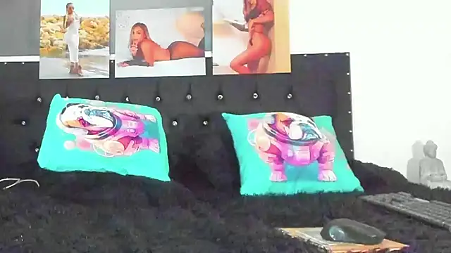 Snapshot of doll_celeste20 chatting on 03/05/25, 03:51 doll celeste20 online show from 03/05/25, 03:51