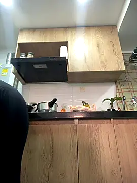 Snapshot of doll_celeste20 chatting on 10/10/25, 07:47 doll celeste20 online show from 10/10/25, 07:47